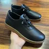 Mercadorias de Transmissão ao Vivo, Sapatos de Mãe com Solado de Borracha na Parte de Baixo, Solado Macio, Sapatos de Couro com Superfície Macia, Sapatilhas Casuais Antiderrapantes, Sapatos de Touca para Uma Perna, Confortáveis