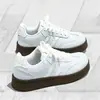 Zapatillas blancas estilo ballet con lunares estilo coreano, súper estilosas para mujer, 2026 otoño, campus, alta apariencia, casual, modernas