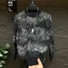 Moletom Brilhante Rasgado com Céu Estrelado Tendência Masculino Gola Redonda Camisa Básica Casual Nova Camiseta de Manga Longa Primavera e Outono