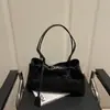 Bolsa Casual de Grande Capacidade com Estampa de Leopardo Nova Moda Outono e Inverno 2025 Bolsa de Axila Versátil Retrô Bolsa de Ombro de Mão