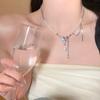 Colar de Pérolas com Borla de Borboleta Fresco e Refrescante para Mulheres, Novo Estilo Verão 2025 Corrente para Clavícula, Acessório Versátil Doce e Descolado para Namoradas
