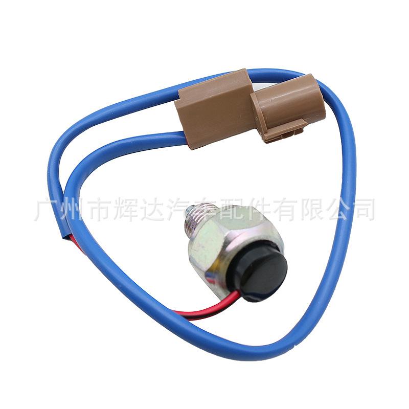 MR580154 (4)