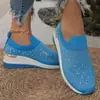 Zapatos casuales transfronterizos de tacón de cuña para mujer de talla grande, nueva colección primavera/verano 2026, con adornos brillantes y punta redonda, con parte superior de punto