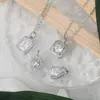 Distrito de Lu Venda Quente Colar Banhado a Cobre Microincrustado com Zircônia Feminino Verão Luxo Leve Nicho Pingente Corrente de Clavícula de Alta Qualidade Joias Atacado