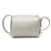 Bolsa Feminina 2026 Primavera Nova Bolsa Almofada de Nicho com Toque de Luxo, Feita de Couro Bovino de Camada Superior, Bolsa Simples de Ombro e Transversal