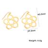 2022 nuevos aretes de joyería de acero inoxidable con baño de oro de 18 quilates en forma de flor cruzada de cinco anillos para niñas dulces y con temperamento