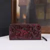 Cartera Larga con Diseño Creativo Único, Nueva Cartera Brillante de Cuero Vintage 2026 para Mujer, Tarjetero con Patrones Grabados, Múltiples Ranuras para Tarjetas, Moderna