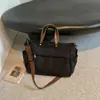 Bolsa transversal de grande capacidade de alta qualidade para outono e inverno para mulheres, novo modelo 2026, com zíper, bolsa de mão de lona cinza