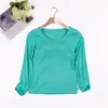 Outono e inverno novos fabricantes atacado modal com bojo no peito cor sólida simples blusa feminina de manga comprida para usar por baixo