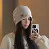 Gorro Holgado de Gran Circunferencia de Cabeza con Agujas Pequeñas para Protección contra el Frío, Protección de Orejas, Turbante Cálido de Primavera y Otoño para Mujer, Sombrero Frío Versátil que Hace que la Cara Parezca Más Pequeña