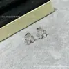 Nueva Serie de Fanjia de Trébol Clásico con un Diamante Individual, Brillante, Cadena para la Clavícula, Pulsera y Juego de Aretes para Mujer