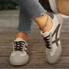 Zapatos deportivos de suela blanda para mujer, zapatillas de entrenamiento alemanas transfronterizas, zapatillas blancas casuales, nuevos estilos, disponibles en tallas grandes, zapatillas retro de primavera/verano al por mayor