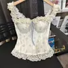 Top de encaje floral estilo coreano con diseño dulce y elegante, corte ajustado y favorecedor