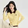 Nuevo y Elegante Cárdigan Gris de Punto Trenzado 2026 con Diseño de Dos Piezas Falsas, Top para Mujer Estilo Universitario con Cuello Polo