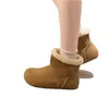 Botas de nieve cortas feas lindas de celebridad de internet para mujer invierno 2026 nuevas de fondo plano con felpa engrosada zapatos tipo Birkenstock zapatos de algodón cálidos estudiante