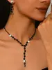 Nova Joia Feminina Colar Brincos Moda Simples Acessórios de Colar de Noiva Joias Retrô Nicho Elegante Sensação de Alto Padrão