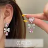 Brincos de Laço Coreanos, Brincos de Luxo Leve e de Alta Qualidade para Mulheres, Design de Nicho Moderno, Brincos Modernos e Elegantes, Atacado