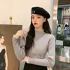Suéter Elegante de Gola Alta Meia-Manga Slim Fit para Mulheres com Design Estiloso, Renda e Pérolas, Roupa Feminina Camada de Base de Manga Longa