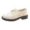 Zapatos Brogue Retro para Mujer 2026 Primavera y Otoño Nuevos Versátiles Estilo Británico con Cordones Planos de Cuero para Combinar con Faldas