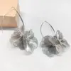 Brincos de Flor Dourada de Nova Moda Transfronteiriços com Textura que Preserva a Cor, Tarraxas de Flor de Ginkgo Tridimensionais, Brincos Versáteis Doces e Descolados