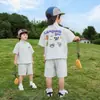 Conjunto de Ropa de Verano para Niños Ropa Deportiva Infantil 2026 Modelo Nuevo Ropa Delgada de Verano para Niños Conjunto de Dos Piezas Little Gentleman