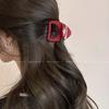 Rojo vino Calado Semicírculo Mediano Pinza de Agarre para el Cabello Pinza de Tiburón Elegante Nuevo 2024 para Mujer Sentido de Alta Gama