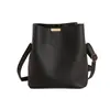 Bolso bandolera elegante y moderno, bolso nuevo para mujer a la moda y casual, bolso cubo simple personalizado verano 2026