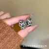 Aretes de Aro Brillantes con Circonita Microincrustada Color Marrón Maillard, Aretes Vintage de Lujo Ligero al por Mayor para Mujer
