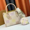 Marca de Guangzhou Bolsos de Mano para Mujer de Comercio Exterior Bolso Cruzado de Hombro Bolso de Mano de Cuero Genuino Bolso Estampado en Relieve