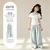 Conjunto de Ropa de Dos Piezas para Niñas Mayores, Nuevo Estilo de Verano Pantalones a Cuadros, Moda de Bloques de Color de Dos Piezas Falsas, Atuendo de Verano a Cuadros con Mangas Cortas
