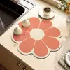 Tapete de Drenagem de Cozinha com Formato Especial de Abóbora Tapete Absorvente para Bancada de Lama Diatomácea Porta-copos Mesa de Bar Tapete de Controle de Água para Secagem de Louça Jogo Americano