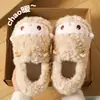 Pantuflas de algodón de dibujos animados para mujer, felpa gruesa de invierno, cálidas y resistentes al frío, suela gruesa, antideslizantes, lindas, para niñas, uso en interiores, con diseño de punta cerrada y forro esponjoso