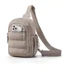 Bolsa Transversal Pequena Acolchoada Puffer em Estoque Transfronteiriça, Leve com Múltiplos Bolsos para Viagem e Esportes