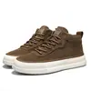 Zapatos de Hombre de Caña Alta con Suela Gruesa de Cuero Negro Mate Zapatos de Tabla para Hombre Transpirables Versátiles Ligeros Zapatos Casuales Transfronterizos de Caña Alta que Aumentan la Altura