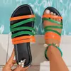 Sandalias de mujer sin cordones transfronterizas 2026, versátiles para uso en exteriores, nuevas sandalias de moda de verano para la playa, de suela plana, elegantes y ligeras