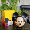 Estatueta do Mickey Mouse, cofrinho, aparador, hall de entrada, máquina de café, bebedouro, decoração do Mickey Mouse, tampo da mesa da sala de estar