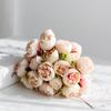27 Ramos Pequeños de Flores Artificiales de Peonía con Juego de Jarrón para Decoración del Hogar, Flores para Bodas, Ramo de Flores de Seda para Mesa de Comedor al por Mayor