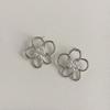 Pendientes metálicos con personalidad de nicho, pendientes de amor, pendientes de estilo frío y moderno, pendientes nuevos y elegantes que combinan con todo.