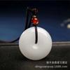 Colgante de hebilla de paz de jade blanco de Xinjiang Hotan, jade de cuarcita, hebilla de princesa excéntrica, colgante de jade blanco de seda dorada