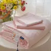 [Productos Premium de Xiangling] Juego de cuatro piezas de colcha de verano de gasa de doble capa transpirable 100% algodón con diseño de cordón, gasa de doble cara