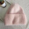 Celebridad de Internet Angora piel de conejo cálido color sólido tablero ligero otoño e invierno versátil color caramelo rayas verticales gorro de punto para mujer Venta al por mayor