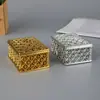 Caja de Dulces de Boda Creativa Estilo Europeo Plástico Hueco Regalo de Acompañamiento Empaque Ferrero Cuadrada Chapada en Oro Caja de Dulces de Boda