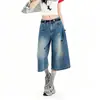 Jeans cropped lavables de tiro alto, cómodos y elegantes, que adelgazan, fáciles de combinar, cubren las caderas, estilizan la figura y te hacen ver más alta, adecuados para tipos de cuerpo de pera.