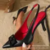 Tacones Altos de Punta Transfronterizos, Sandalias de Tacón Alto Cuadrado Poco Profundo de Moda, Zapatos de Tacón Alto Rojos en el Interior, El Logo Puede Ser Definido