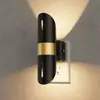 Luz de Noche Enchufable Gy199 Lámpara de Pared de Imitación, Negra, Iluminación Arriba y Abajo, Luz Ambiental para Pasillo Mesita de Noche con Sensor de Luz