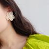Pendientes de botón con forma de flor de perla de malla tridimensional, sencillos pendientes de estilo coreano con forma de corazón para niña, pendientes suaves y frescos al por mayor