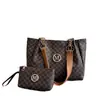 Bolsa de Ombro Grande e Estilosa para o Dia a Dia 2025 Nova Tendência Feminina Simples Bolsa de Mão Tote