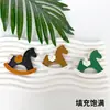 Nuevo Colgante Lindo de Carrusel Colgante de Cuero PU Accesorio Hecho a Mano Adorno de Animal Decoración de Alta Gama