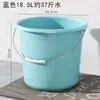 Cubos de agua de plástico grandes y pequeños cubos de agua de mano domésticos rojos con tapa lavado de autos trapeado de ropa piso resistente a caídas para transportar agua no rompibles