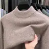 Suéter de punto grueso y cálido de cuello medio para hombre, nuevo suéter básico liso de punto para otoño e invierno